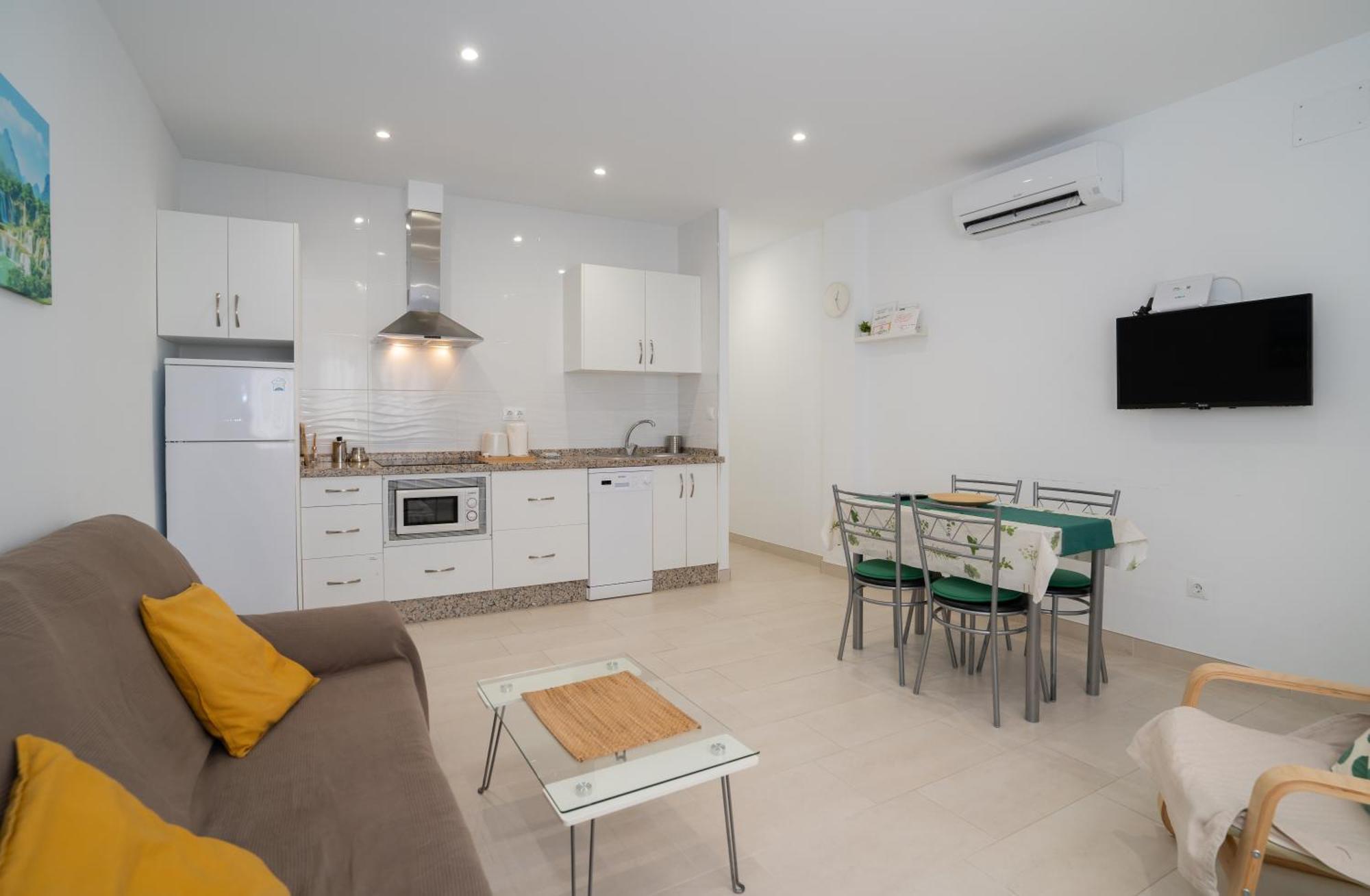 Mrv Apartamento Al Lado De La Playa Con Parking Беналмадена Екстериор снимка